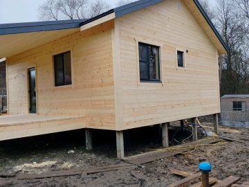Одноэтажный каркасный дом 7х8 с террасой