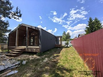 Одноэтажный барнхаус с навесом